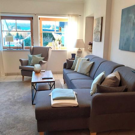 Holiday Flat With Idyllic Garden In Daun Eksteriør billede