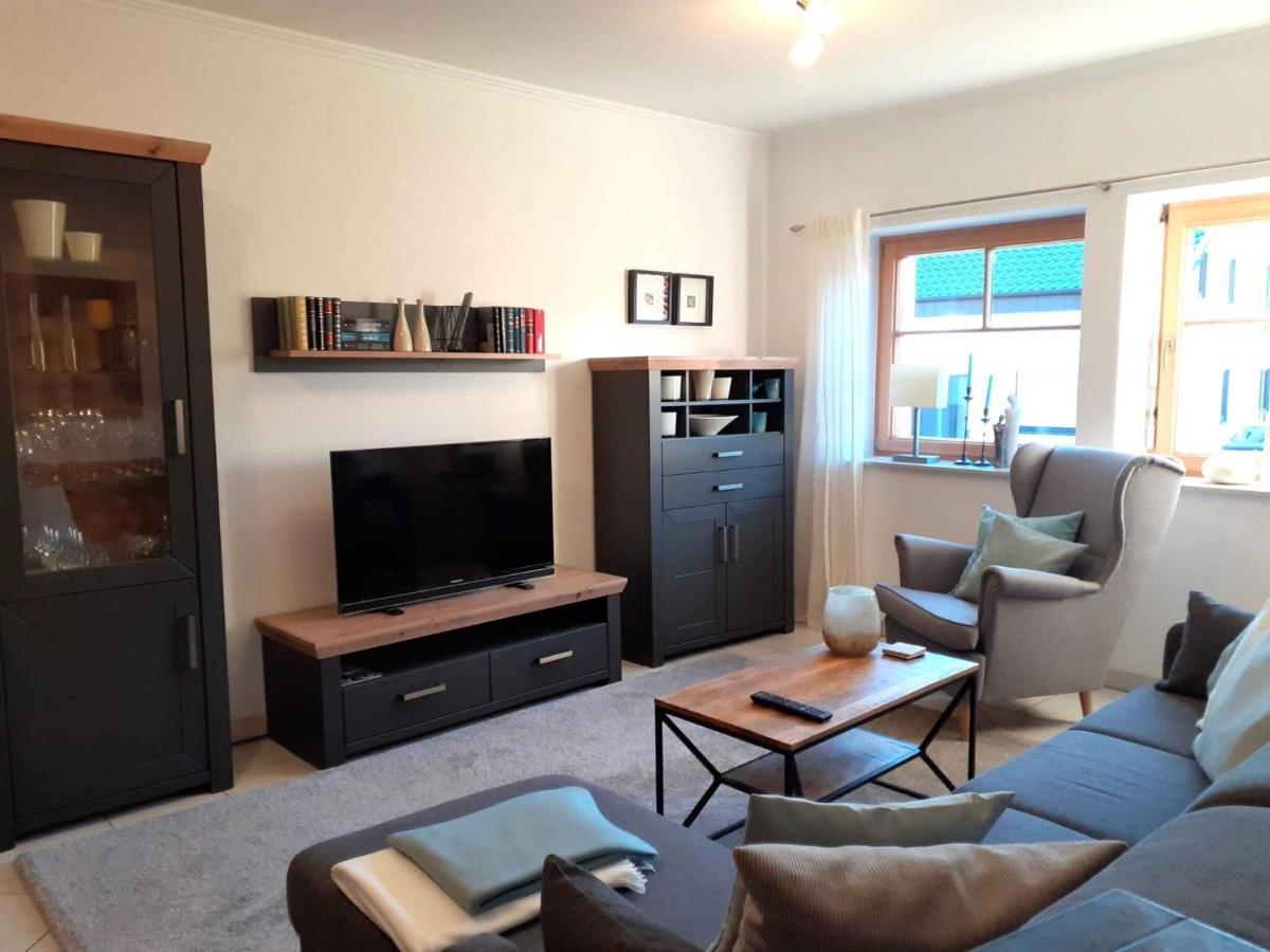 Holiday Flat With Idyllic Garden In Daun Eksteriør billede