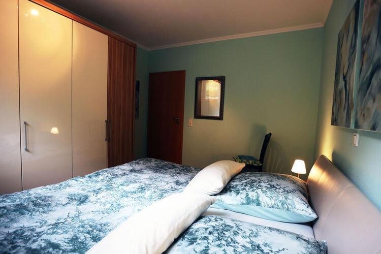 Holiday Flat With Idyllic Garden In Daun Eksteriør billede