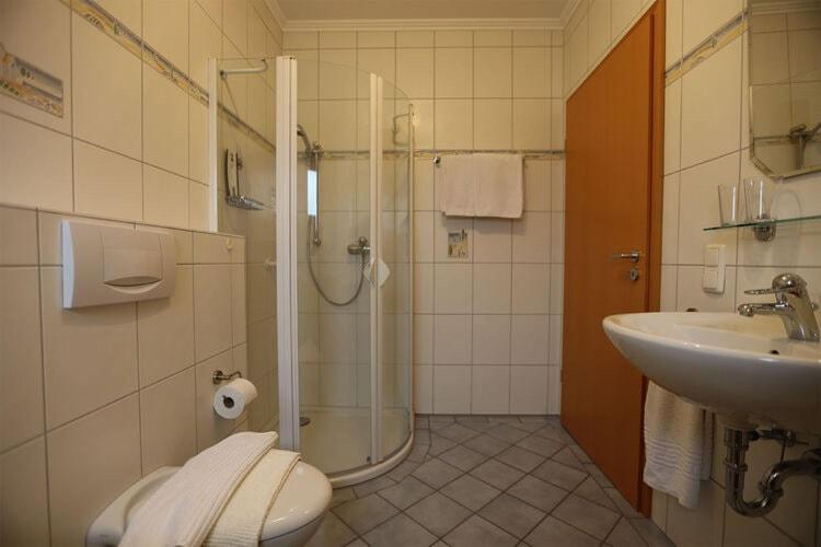 Holiday Flat With Idyllic Garden In Daun Eksteriør billede